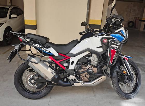 HONDA CRF 1100L AFRICA TWIN DCT HONDA CRF 1100L AFRICA TWIN DCT